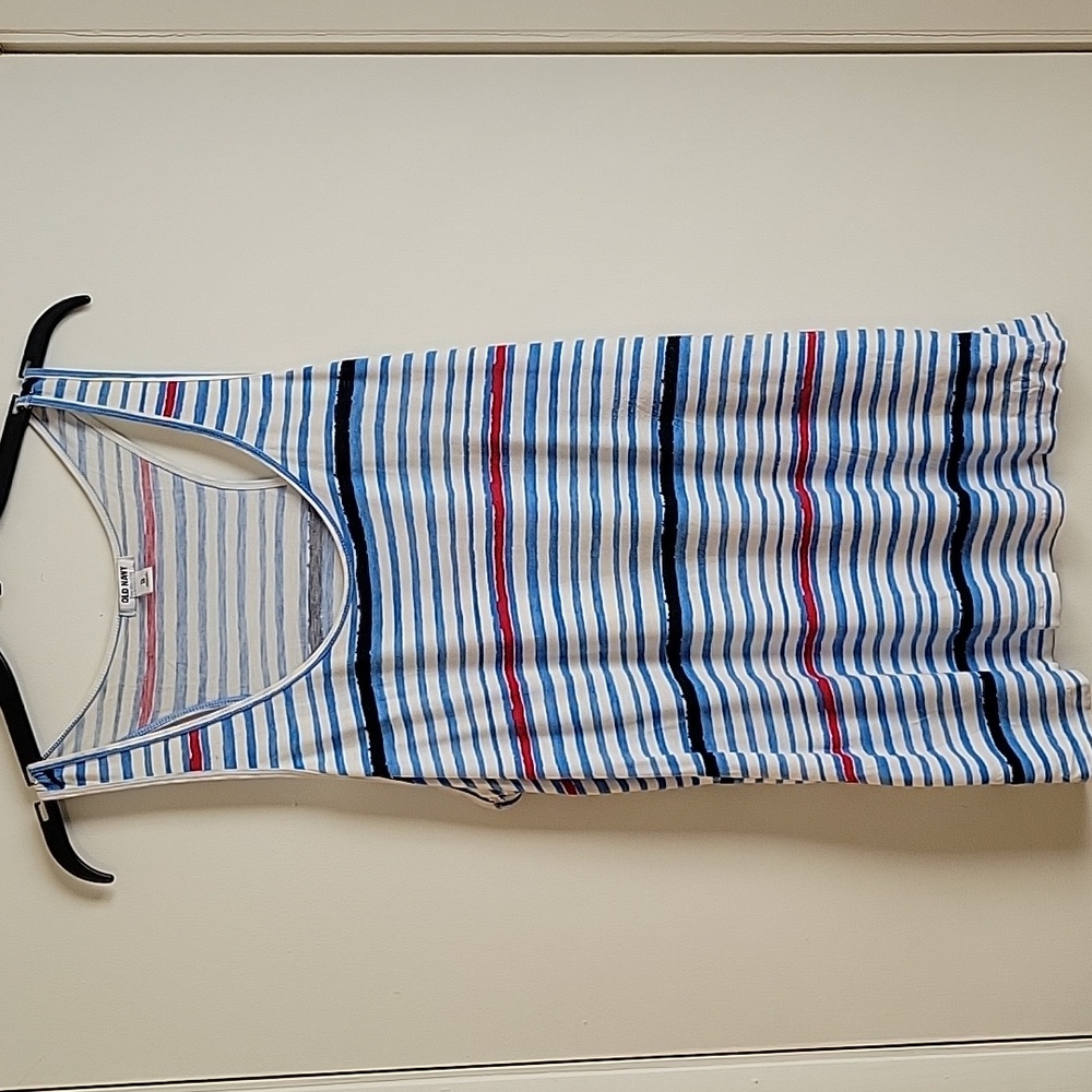 Old Navy raceback tank